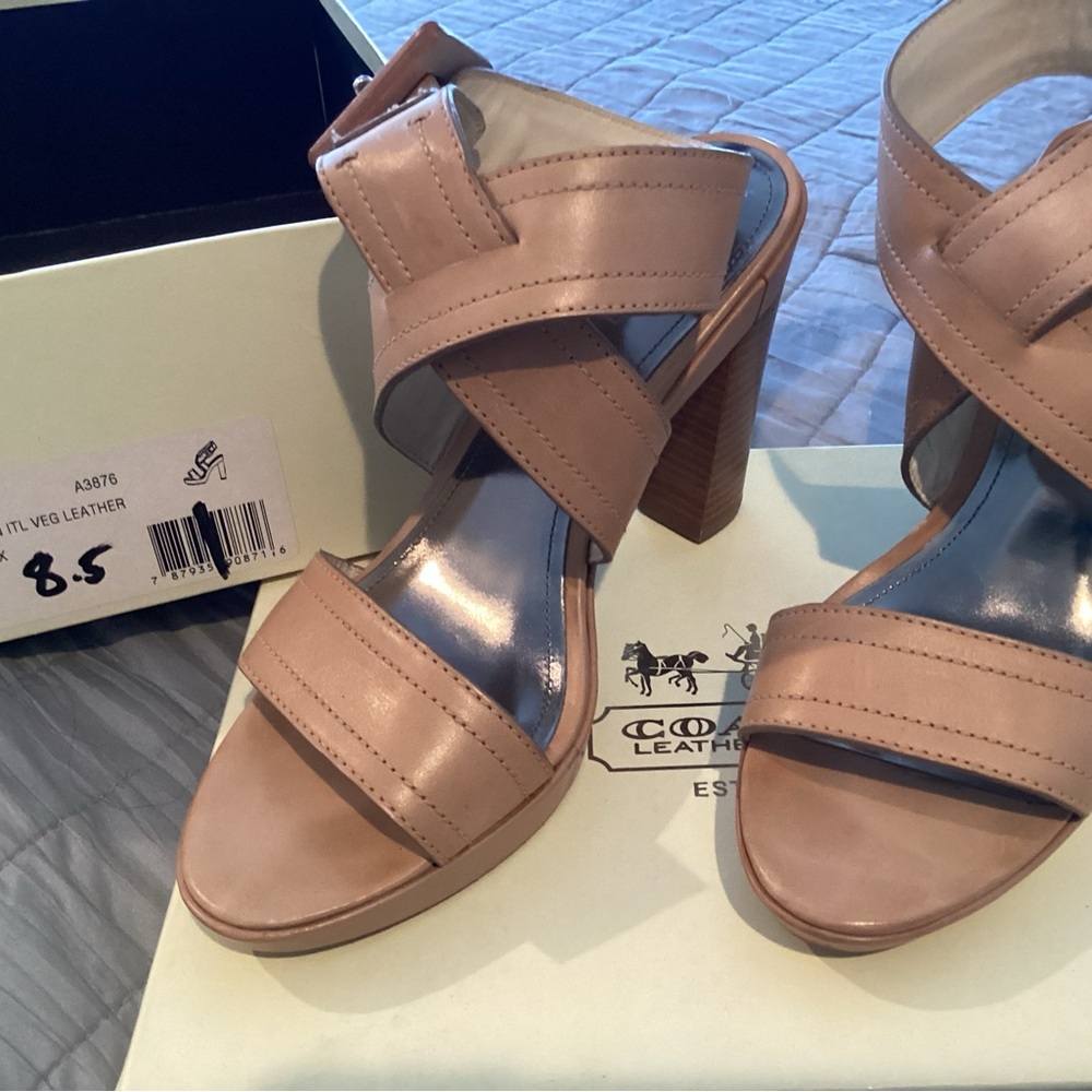 Coach Tan Leather Heels 8.5
